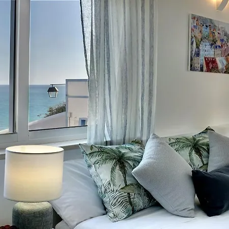 Casa Quatro - Luxury, Stunning Sea Views Будинок відпочинку *